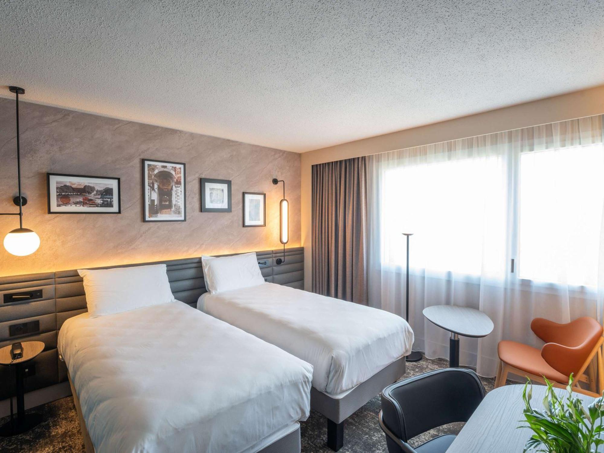Novotel Angers Lac De Maine Екстер'єр фото