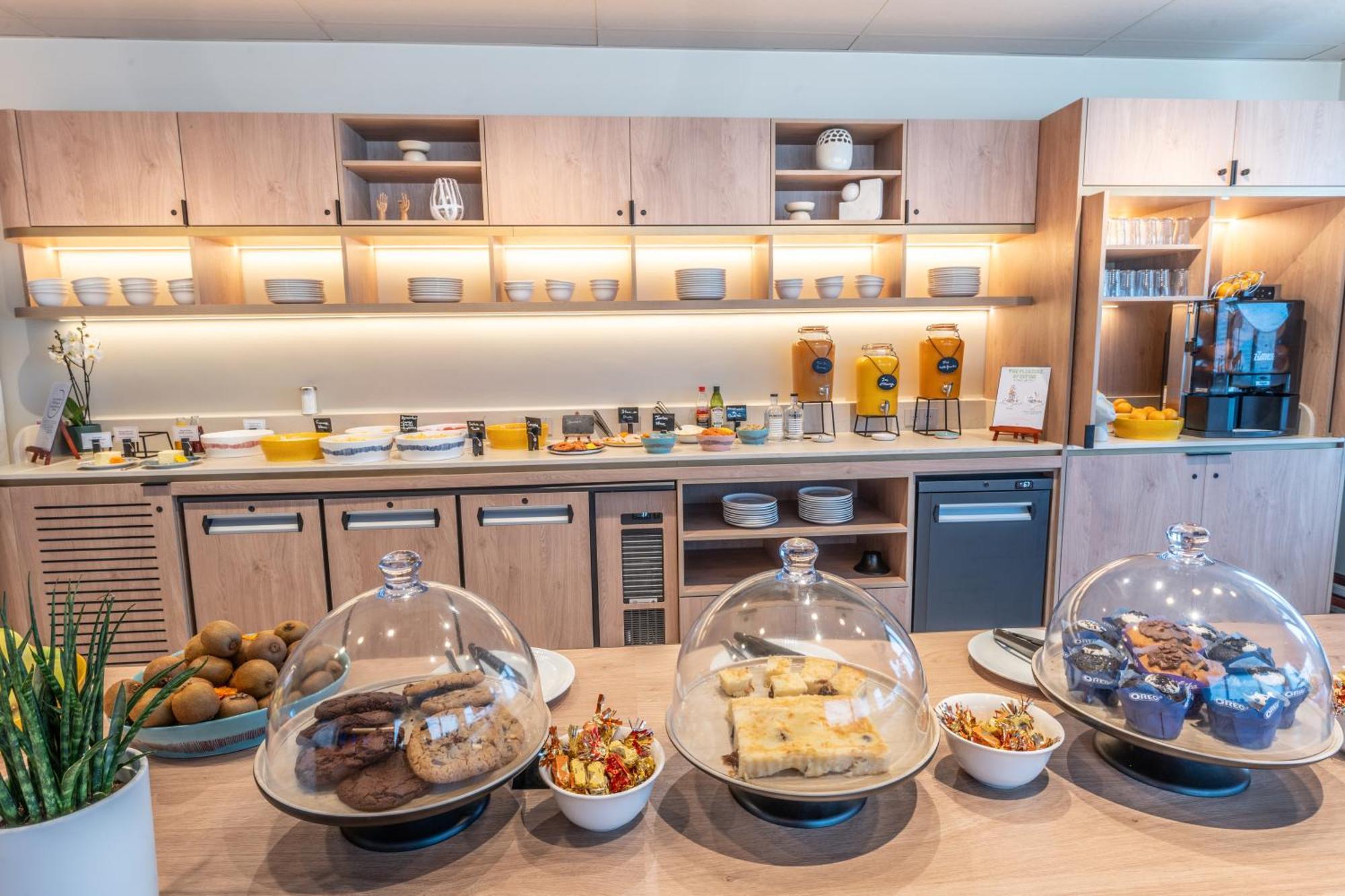 Novotel Angers Lac De Maine Екстер'єр фото