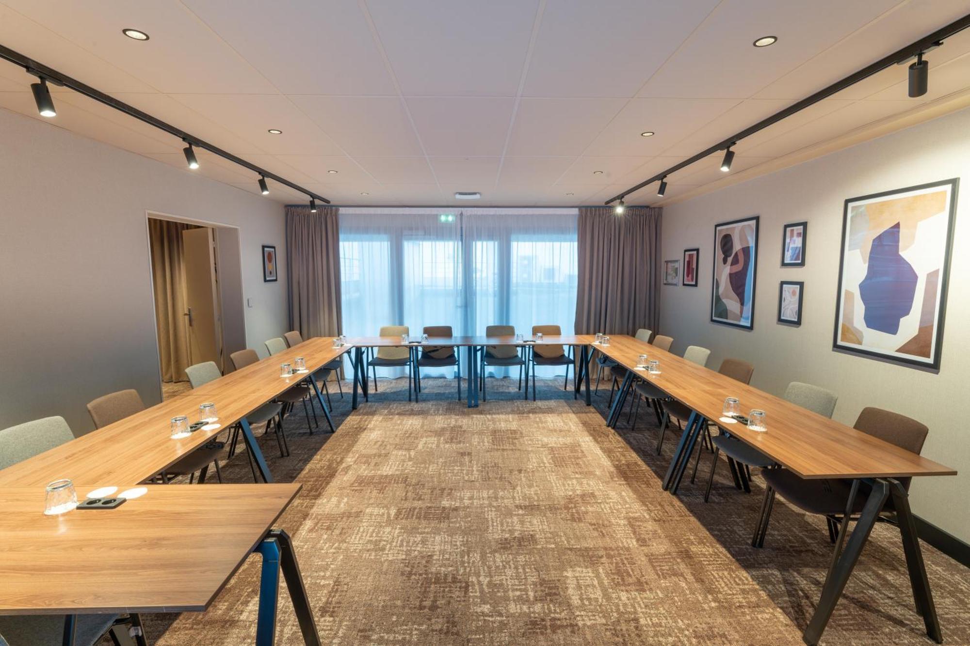 Novotel Angers Lac De Maine Екстер'єр фото