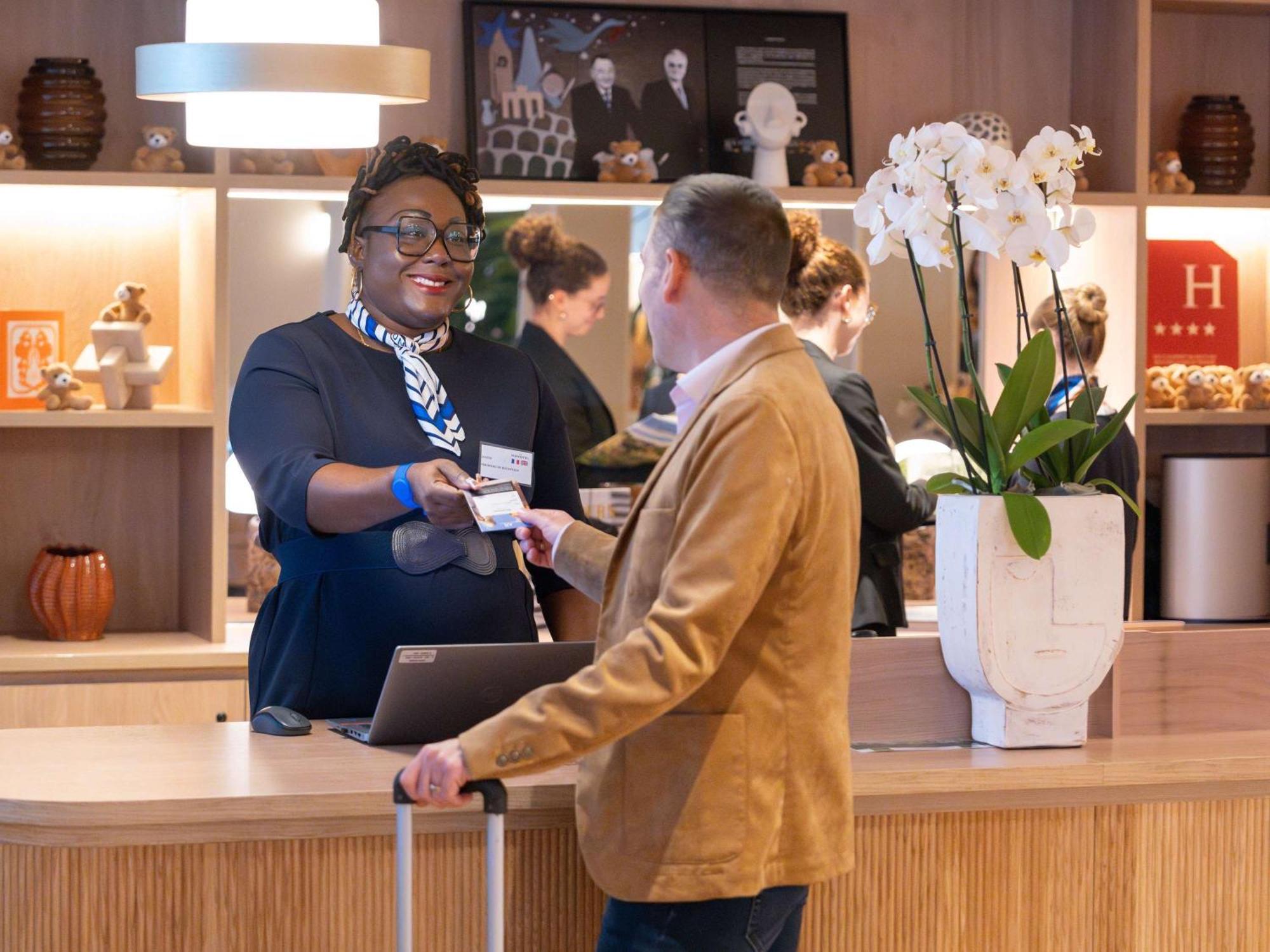 Novotel Angers Lac De Maine Екстер'єр фото