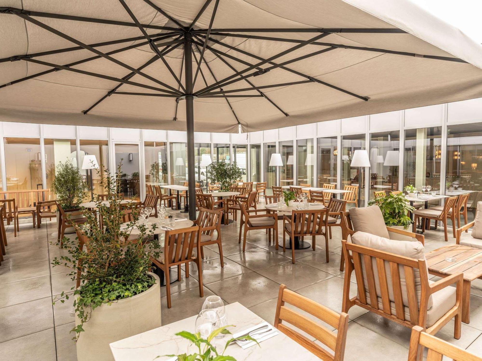 Novotel Angers Lac De Maine Екстер'єр фото